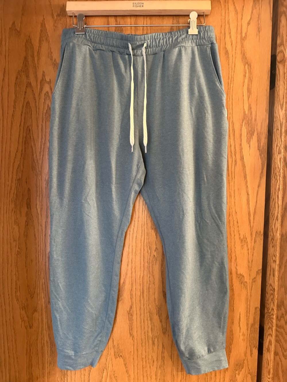 Vuori green joggers - Picture 3 of 5
